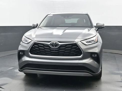 New 2026 Toyota Highlander Platinum AWD/4WD image 21