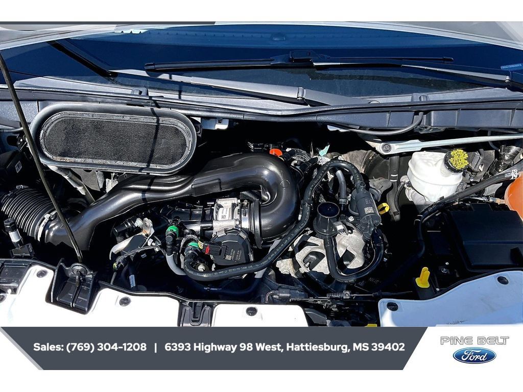 Used 2022 Ford Transit 350 XLT RWD image 8