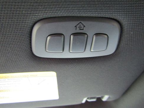 Certified 2024 Ford F150 Lariat image 38