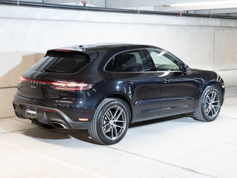 Certified 2024 Porsche Macan AWD/4WD image 9