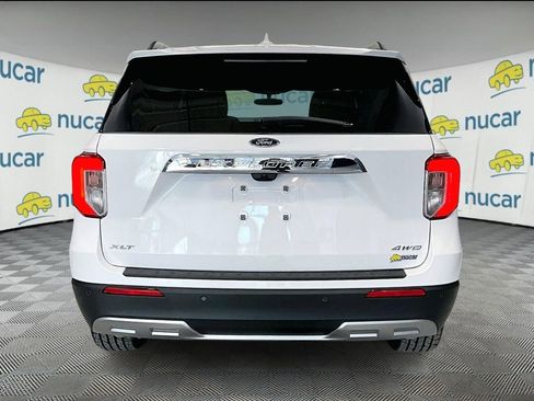 Used 2023 Ford Explorer XLT w/ Equipment Group 202A image 7