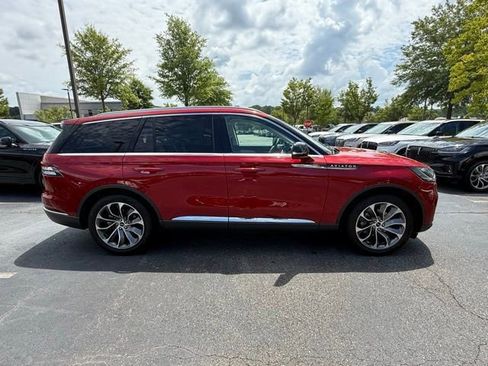 New 2025 Lincoln Aviator 2WD w/ Equipment Group 101A image 16