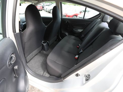 Used 2015 Nissan Versa S Plus FWD image 12