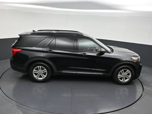 Used 2021 Ford Explorer XLT RWD image 21