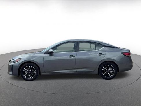 Used 2025 Nissan Sentra SV FWD image 7