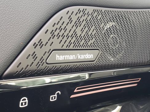 New 2026 BMW 530i xDrive image 23