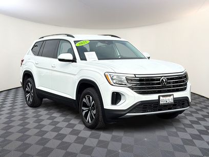 Used 2025 Volkswagen Atlas SE