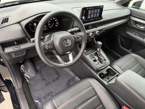 Certified 2025 Honda CR-V Sport-L image 17