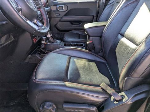 Used 2023 Jeep Wrangler Rubicon w/ Cold Weather Group image 16