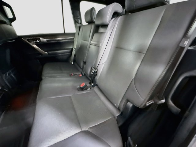 Used 2020 Lexus GX 460 Premium w/ Premium Package AWD/4WD image 24