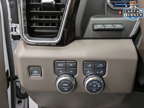 Used 2025 GMC Sierra 1500 Denali w/ Denali Reserve Package AWD/4WD image 21