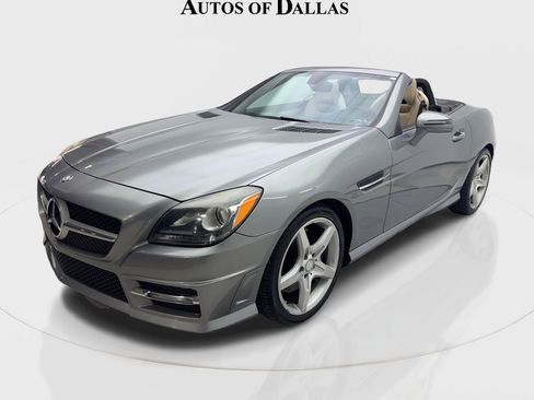 Used 2014 Mercedes-Benz SLK 250 image 2