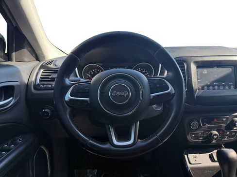 Used 2019 Jeep Compass Altitude image 11