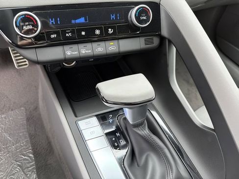 New 2026 Hyundai Elantra Sport image 10