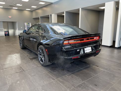 New 2026 Dodge Charger Scat Pack w/ Blacktop Package AWD/4WD image 8