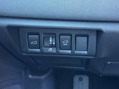 New 2025 Subaru Outback Premium image 30