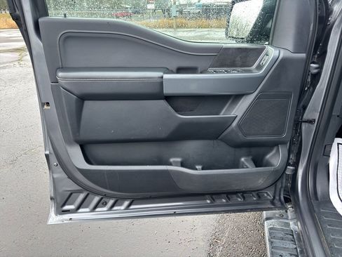 Used 2024 Ford F150 XLT w/ Mobile Office Package image 20