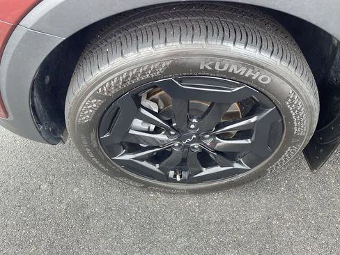 Used 2024 Kia Telluride S w/ S Sunroof Package image 10