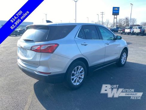 Used 2020 Chevrolet Equinox LT w/ Driver Convenience Package image 7