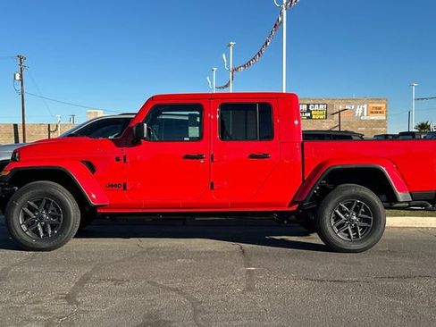 New 2026 Jeep Gladiator Sport AWD/4WD image 10