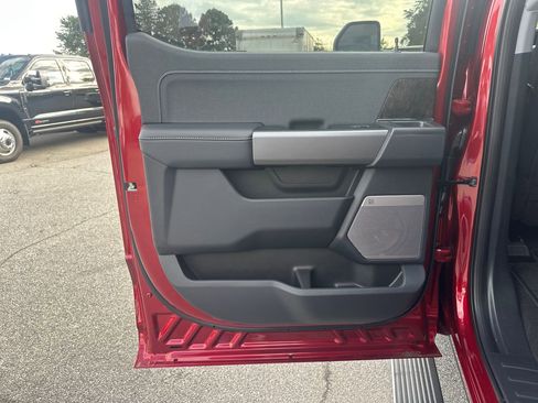 New 2025 Ford F250 Lariat w/ Lariat Ultimate Package image 43