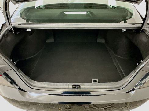 Used 2025 Toyota Camry LE image 30