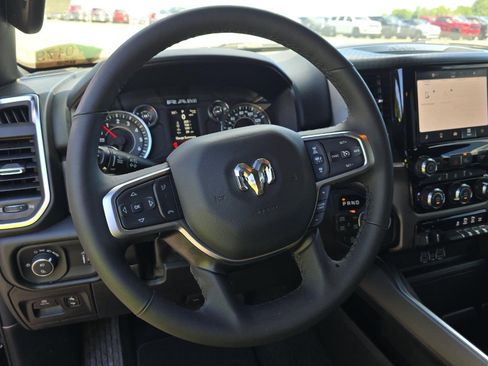 Used 2025 RAM 1500 Lone Star AWD/4WD image 8