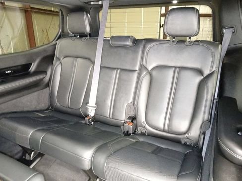 Used 2022 Jeep Grand Wagoneer Series I AWD/4WD image 14