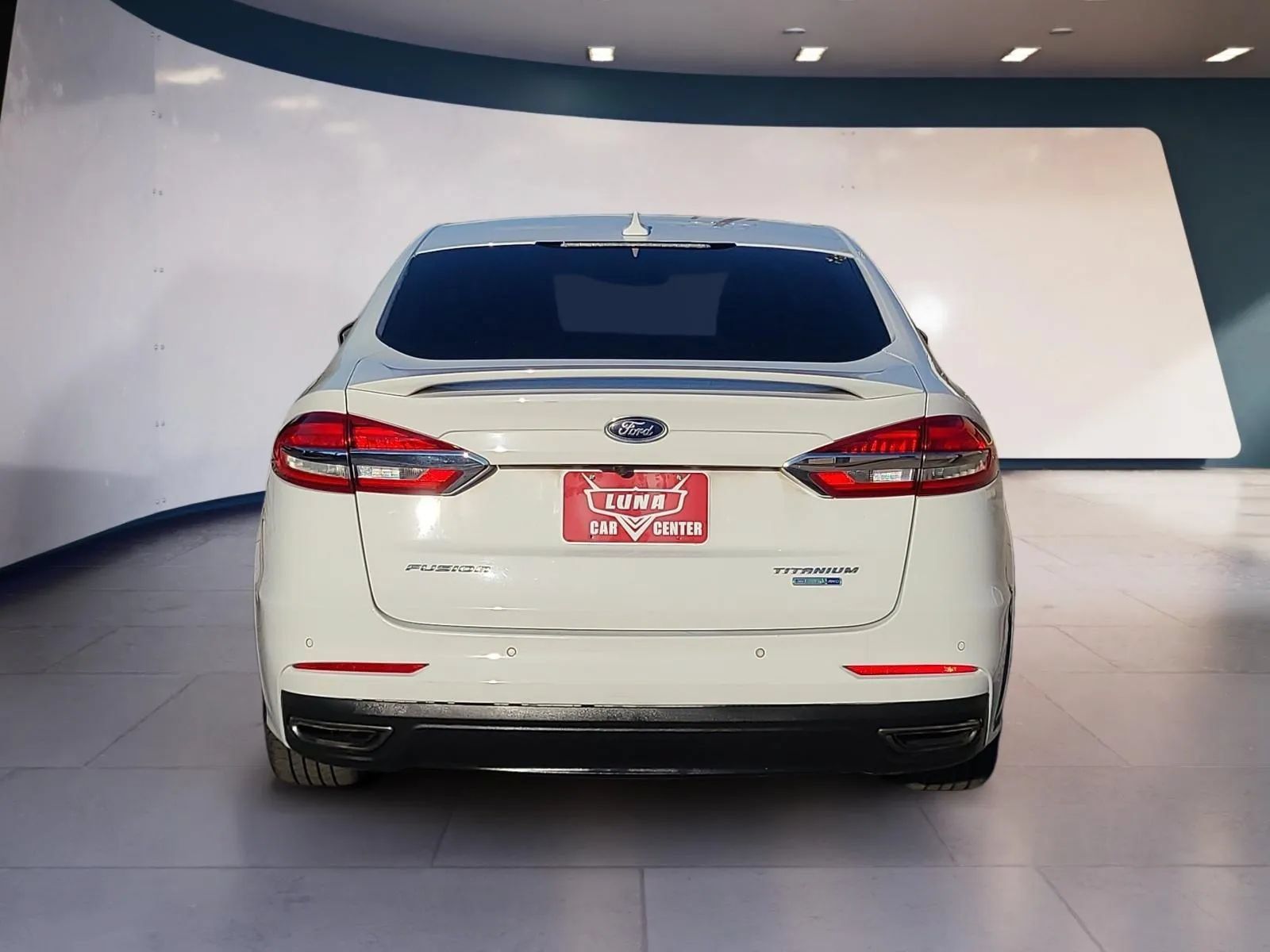 Used 2019 Ford Fusion Titanium AWD/4WD image 4