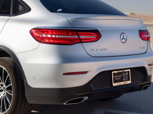Used 2019 Mercedes-Benz GLC 300 4MATIC Coupe image 10