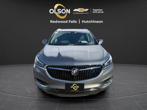 Used 2018 Buick Enclave Premium w/ Experience Buick Package image 8