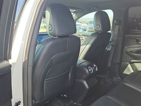 Used 2024 Chevrolet Blazer EV LT AWD/4WD image 20