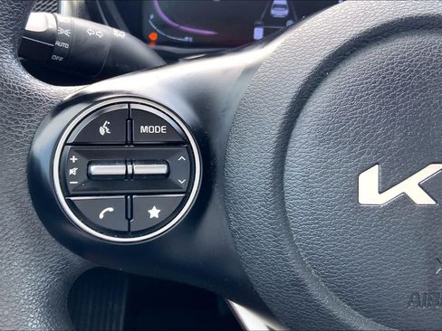 Used 2024 Kia Soul LX w/ Option Group 015 FWD image 24