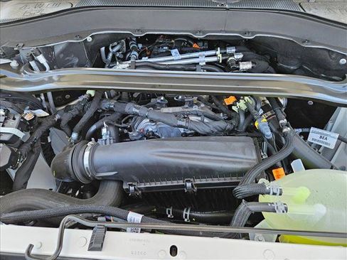 New 2025 Ford Explorer ST-Line image 17