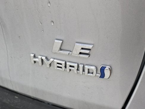 Certified 2022 Toyota RAV4 LE image 15