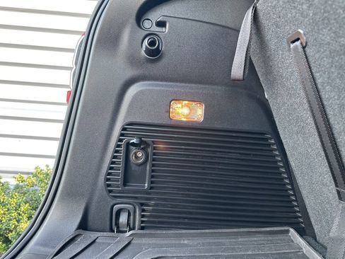 Used 2022 Subaru Ascent Touring w/ Popular Package #2A image 6