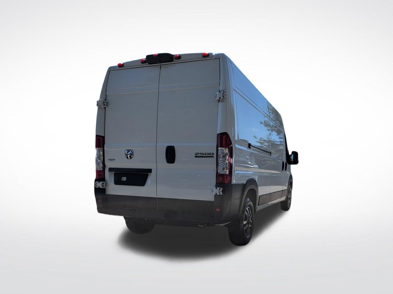 Used 2024 RAM ProMaster 2500 w/ Quick Order Package 22G SLT FWD image 7