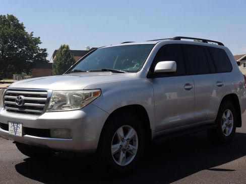 Used 2008 Toyota Land Cruiser AWD/4WD image 11
