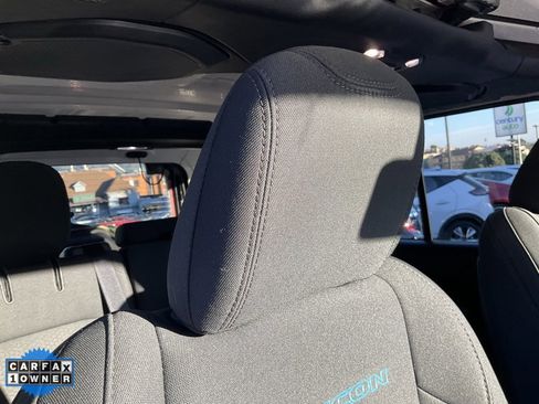 Used 2022 Jeep Wrangler Unlimited Rubicon 4xe w/ Cold Weather Group image 66