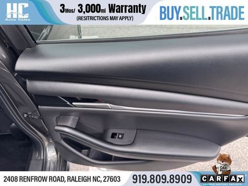 Used 2022 MAZDA MAZDA3 s FWD image 18