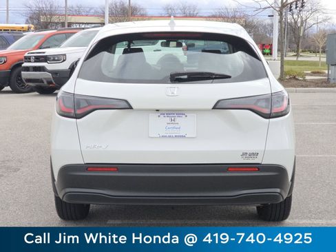 Certified 2024 Honda HR-V LX image 15