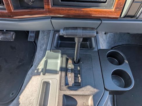 Used 1993 Jeep Cherokee Country image 85