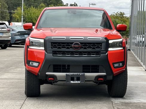 Used 2025 Nissan Frontier PRO-4X w/ Interior Protection Package AWD/4WD image 8