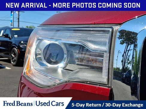 Used 2018 GMC Acadia SLT AWD/4WD image 13