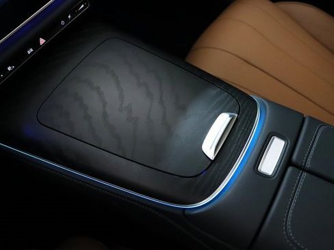 Used 2024 Mercedes-Benz E 350 4MATIC Sedan w/ Driver Assistance Package image 30