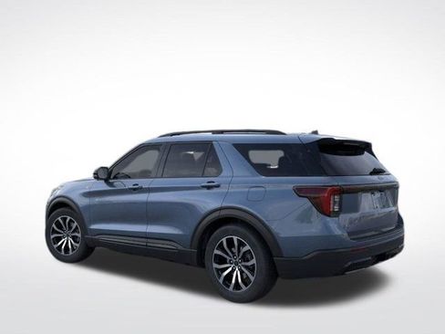 New 2026 Ford Explorer ST-Line image 7