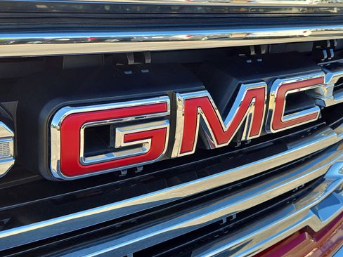 Used 2019 GMC Sierra 1500 SLT w/ SLT Premium Plus Package image 6