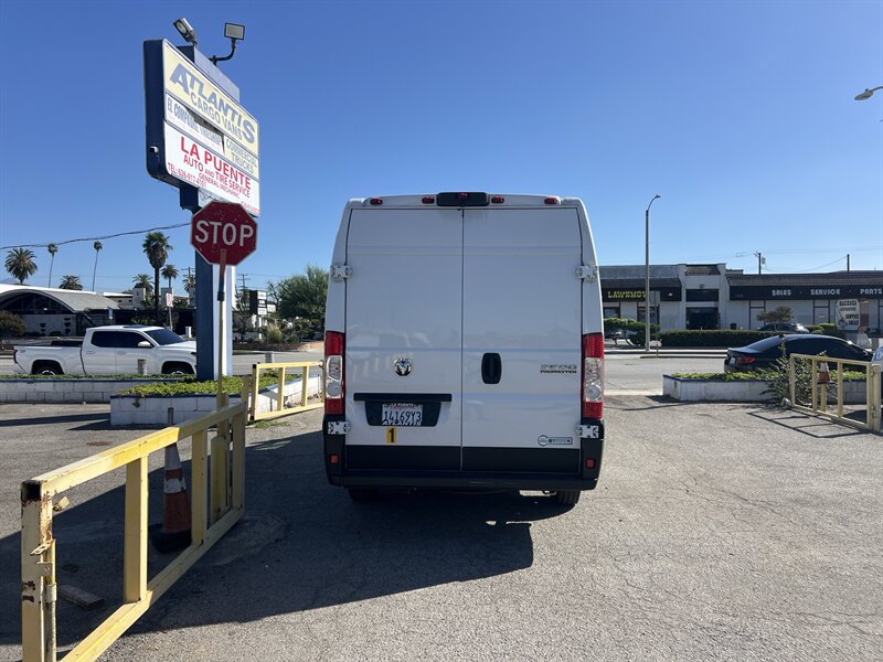 Used 2025 RAM ProMaster 3500 w/ Convenience Group FWD image 3