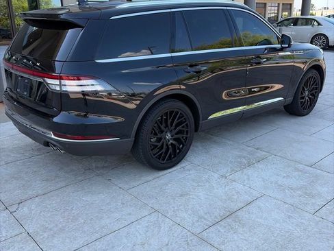 Used 2023 Lincoln Aviator Reserve w/ Equipment Group 201A RWD image 9