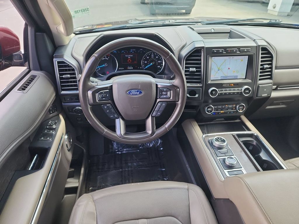 Used 2021 Ford Expedition Limited AWD/4WD image 10